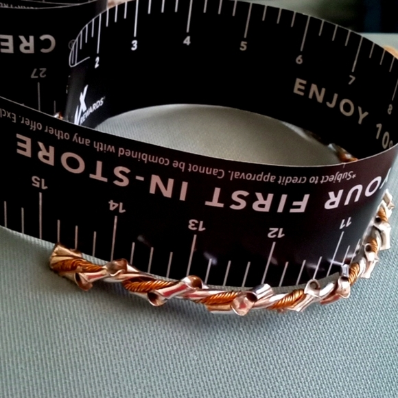 ARTIST MADE COLLAR NECKLACE - Picture 7 of 10